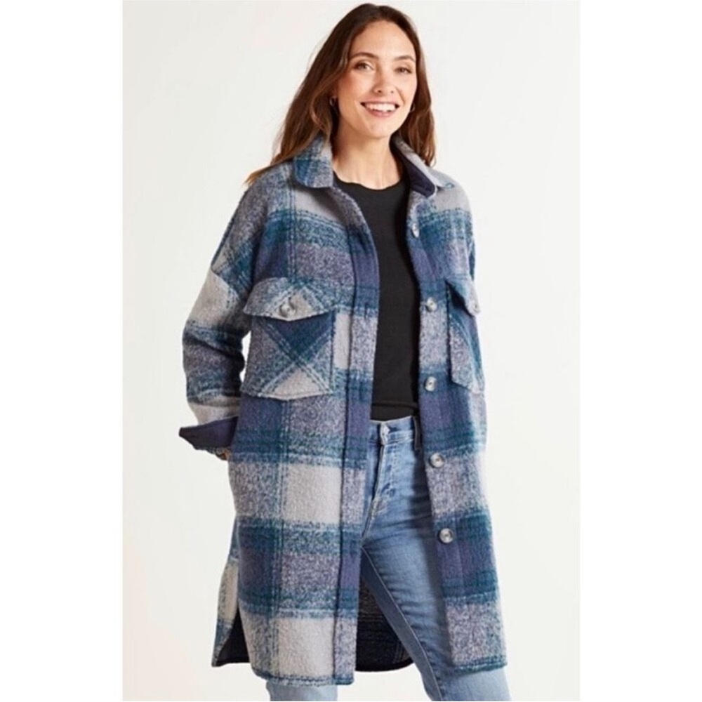 Evereve Plaid Blue Women's Coat shacket jacket button down